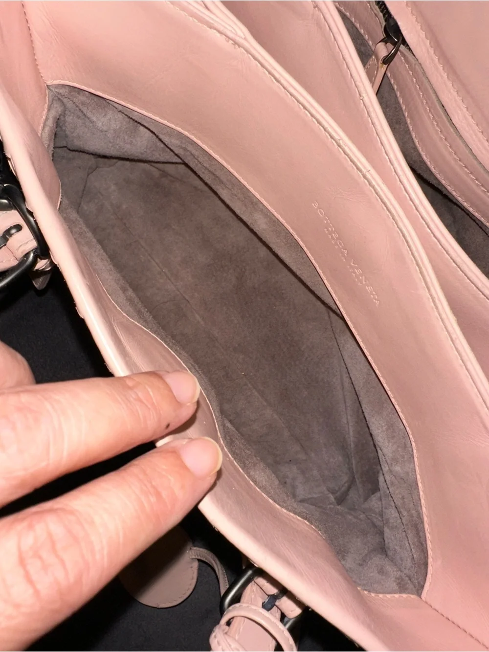 Authentic Bottega Veneta Roma Woven Leather Satchel Handbag in blush pink
